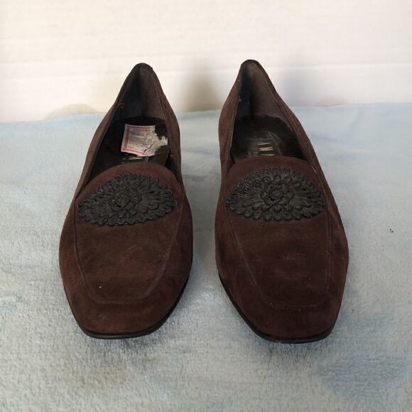 Amalfi Pumps  - Picture 2 of 8